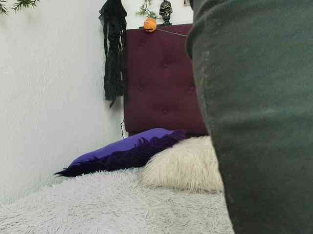 merlinaa-adams webcam