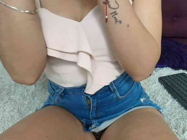 merlinaa-adams webcam