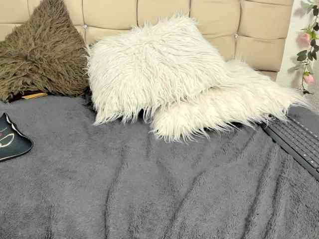 merlinaa-adams webcam