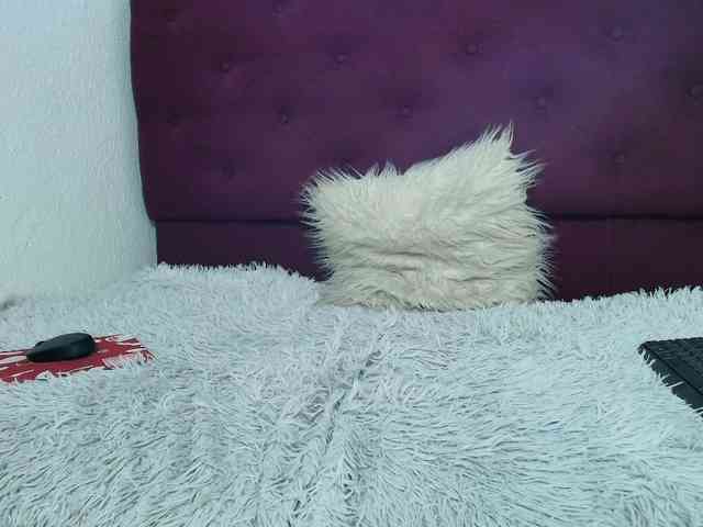 merlinaa-adams webcam