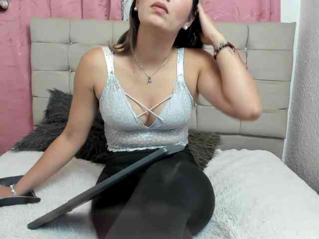 merlinaa-adams webcam