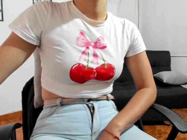 merlinaa-adams webcam