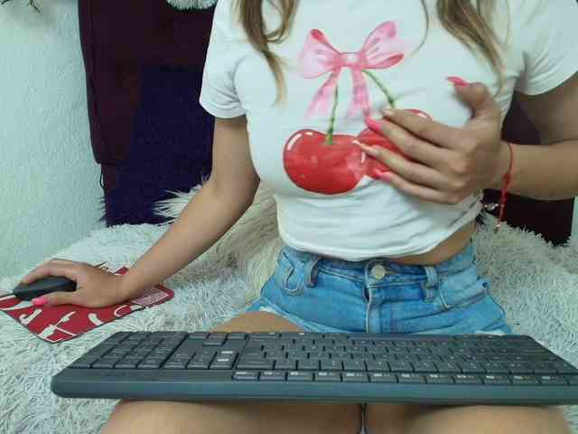 merlinaa-adams webcam