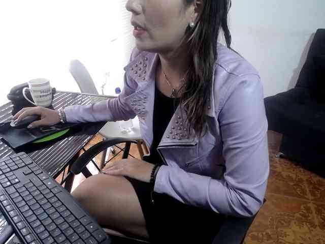 merlinaa-adams webcam