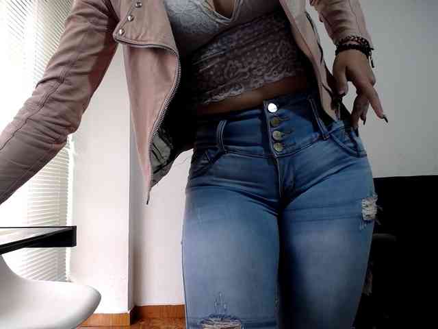 merlinaa-adams webcam