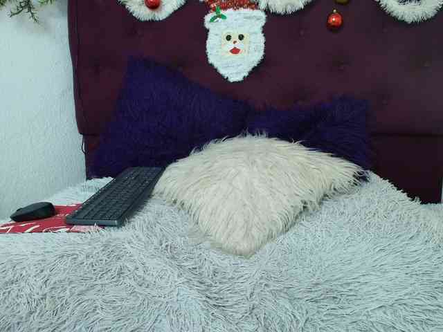 merlinaa-adams webcam