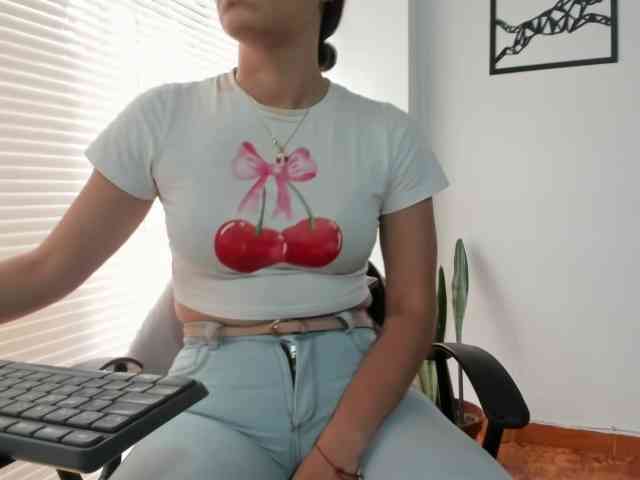 merlinaa-adams webcam