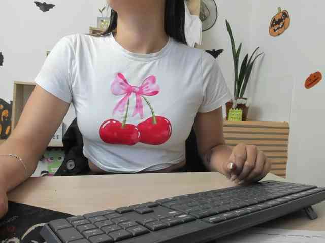 merlinaa-adams webcam