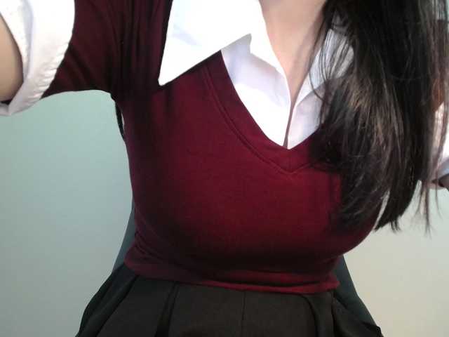 QueenHot92's BongaCams show and profile