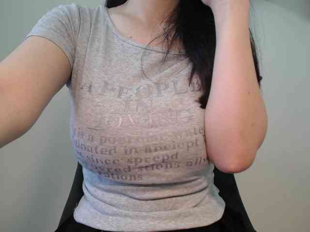 QueenHot92 webcam