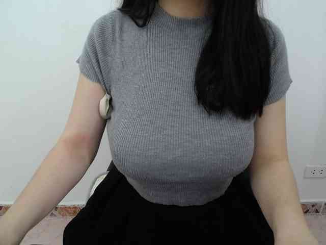 QueenHot92 webcam