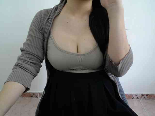 QueenHot92 webcam