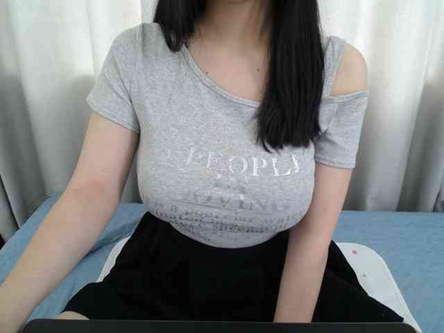 QueenHot92 webcam