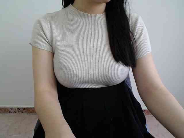 QueenHot92 webcam