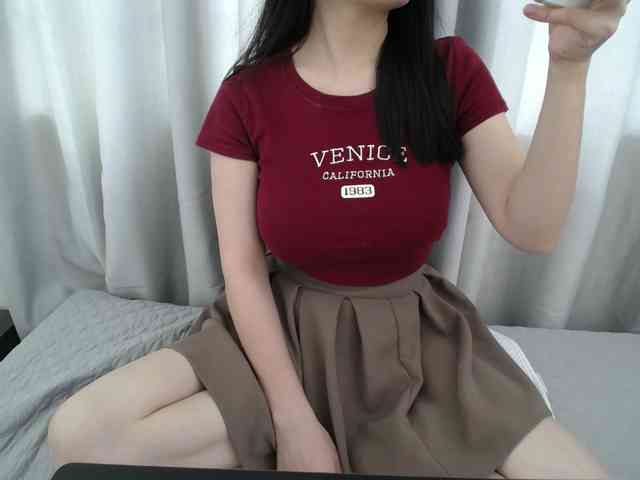 QueenHot92 webcam