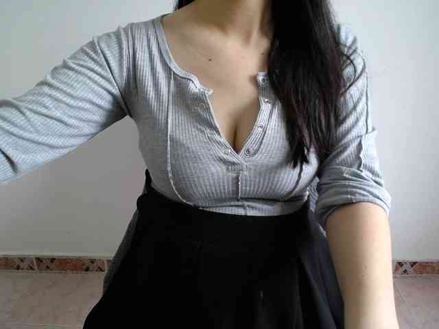 QueenHot92 webcam