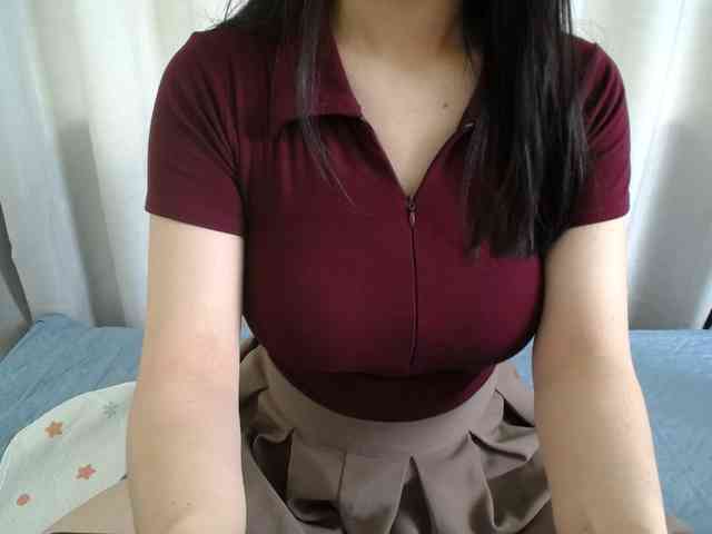 QueenHot92 webcam