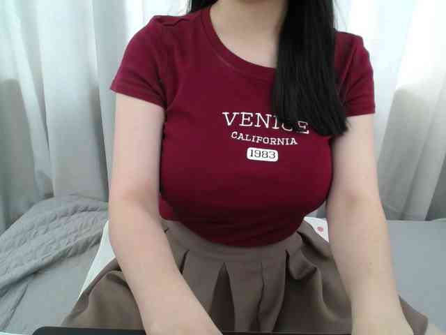 QueenHot92 webcam