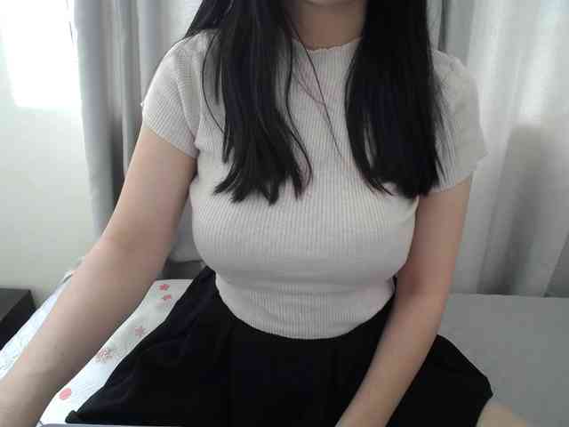 QueenHot92 webcam