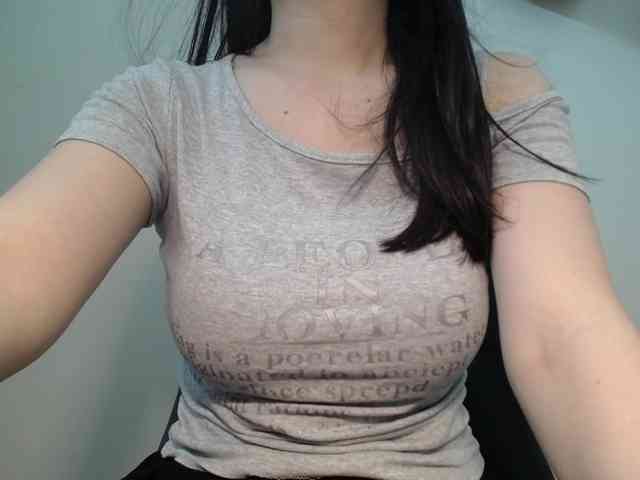 QueenHot92 webcam