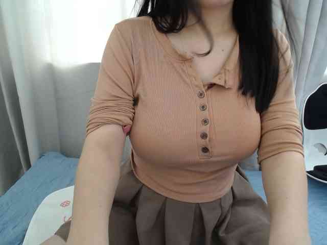 QueenHot92 webcam