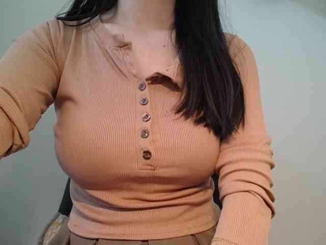 QueenHot92 webcam
