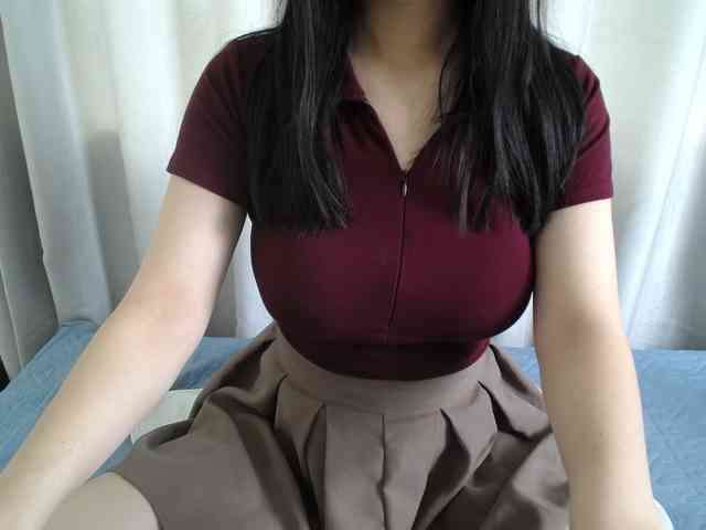 QueenHot92 webcam