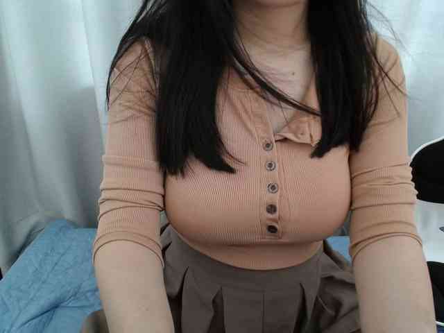 QueenHot92 webcam