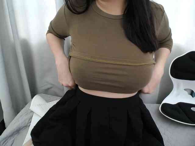 QueenHot92 webcam