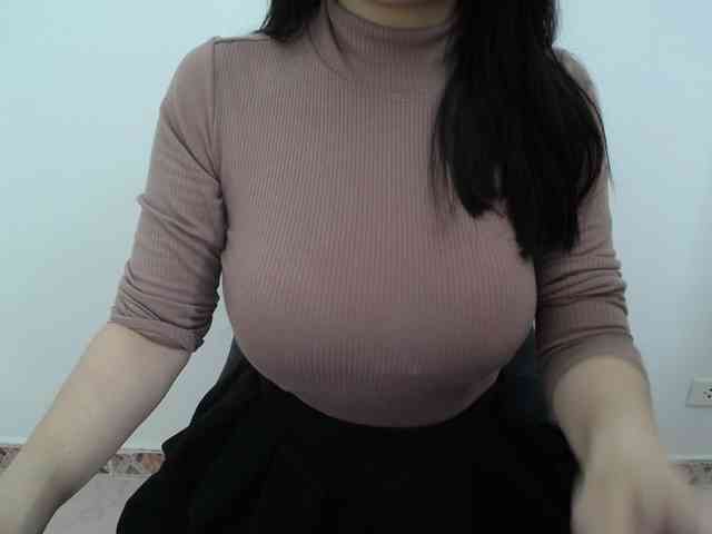 QueenHot92 webcam