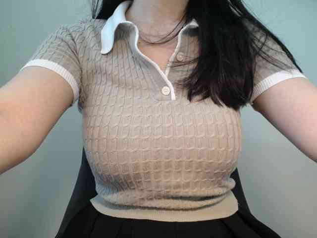 QueenHot92 webcam