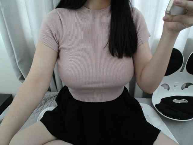 QueenHot92 webcam