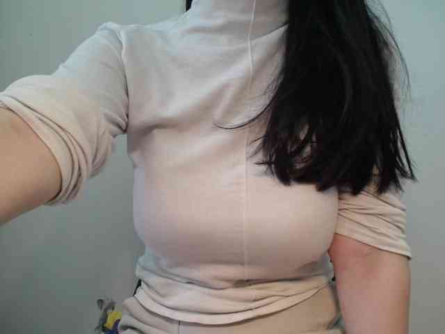 QueenHot92 webcam