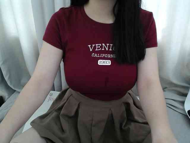 QueenHot92 webcam