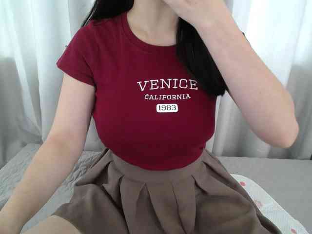QueenHot92 webcam