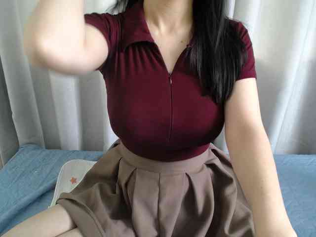 QueenHot92 webcam