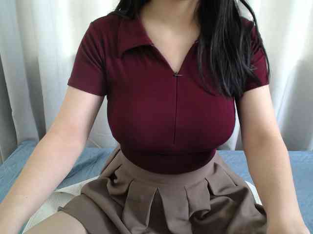 QueenHot92 webcam