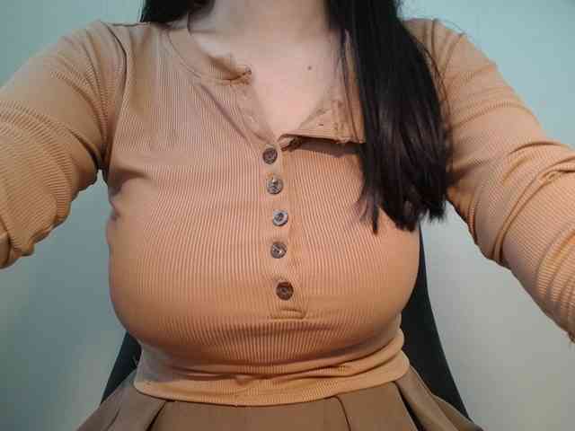 QueenHot92 webcam
