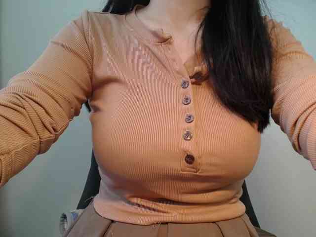 QueenHot92 webcam