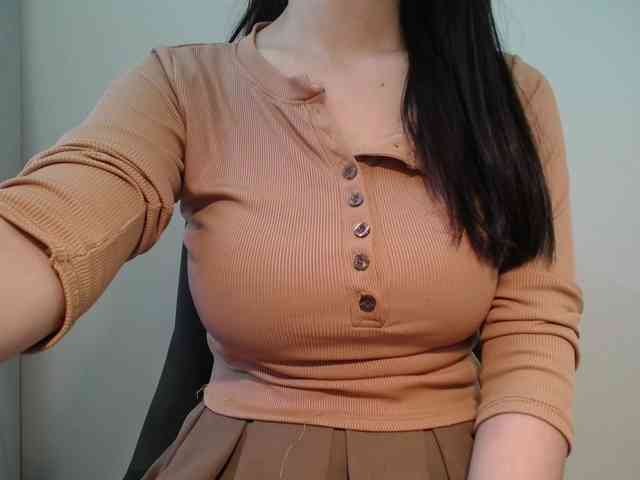 QueenHot92 webcam