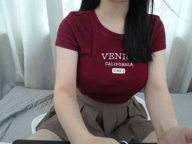 QueenHot92 webcam