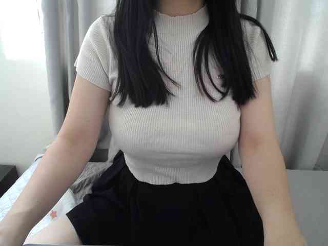 QueenHot92 webcam