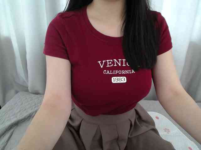 QueenHot92 webcam