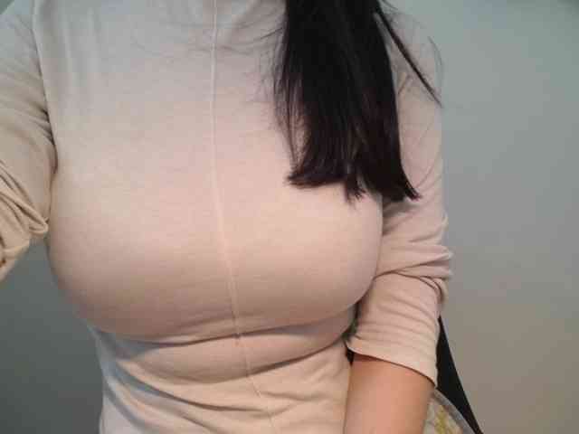 QueenHot92 webcam