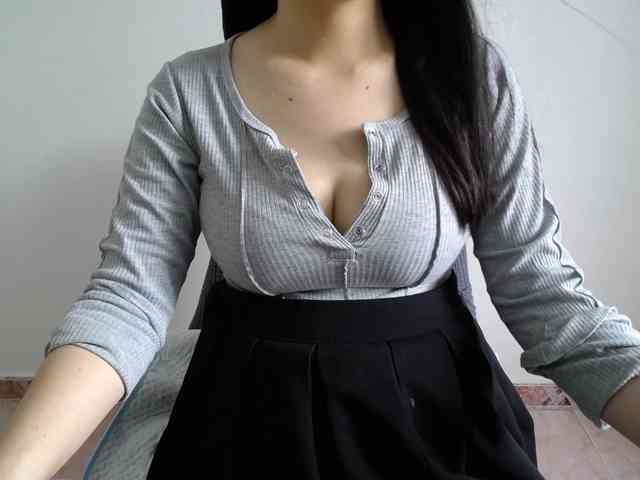 QueenHot92 webcam
