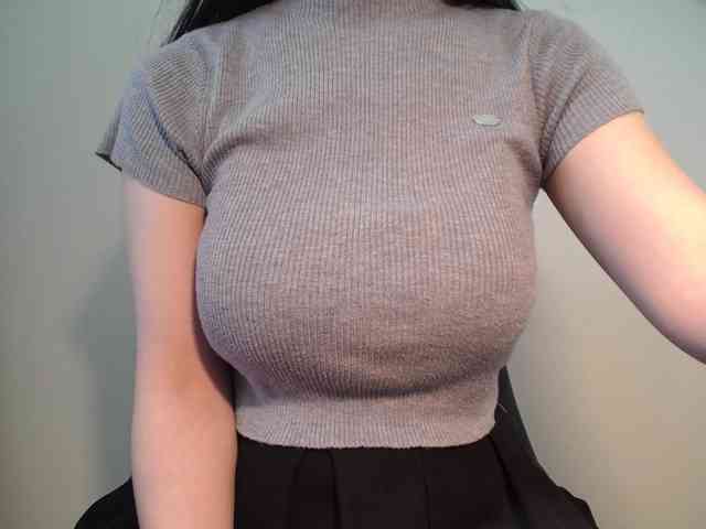 QueenHot92 webcam