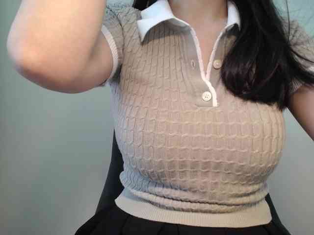 QueenHot92 webcam