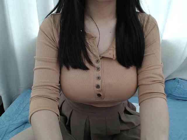 QueenHot92 webcam