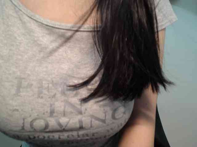 QueenHot92 webcam