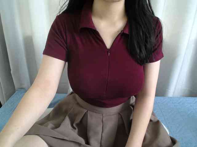 QueenHot92 webcam